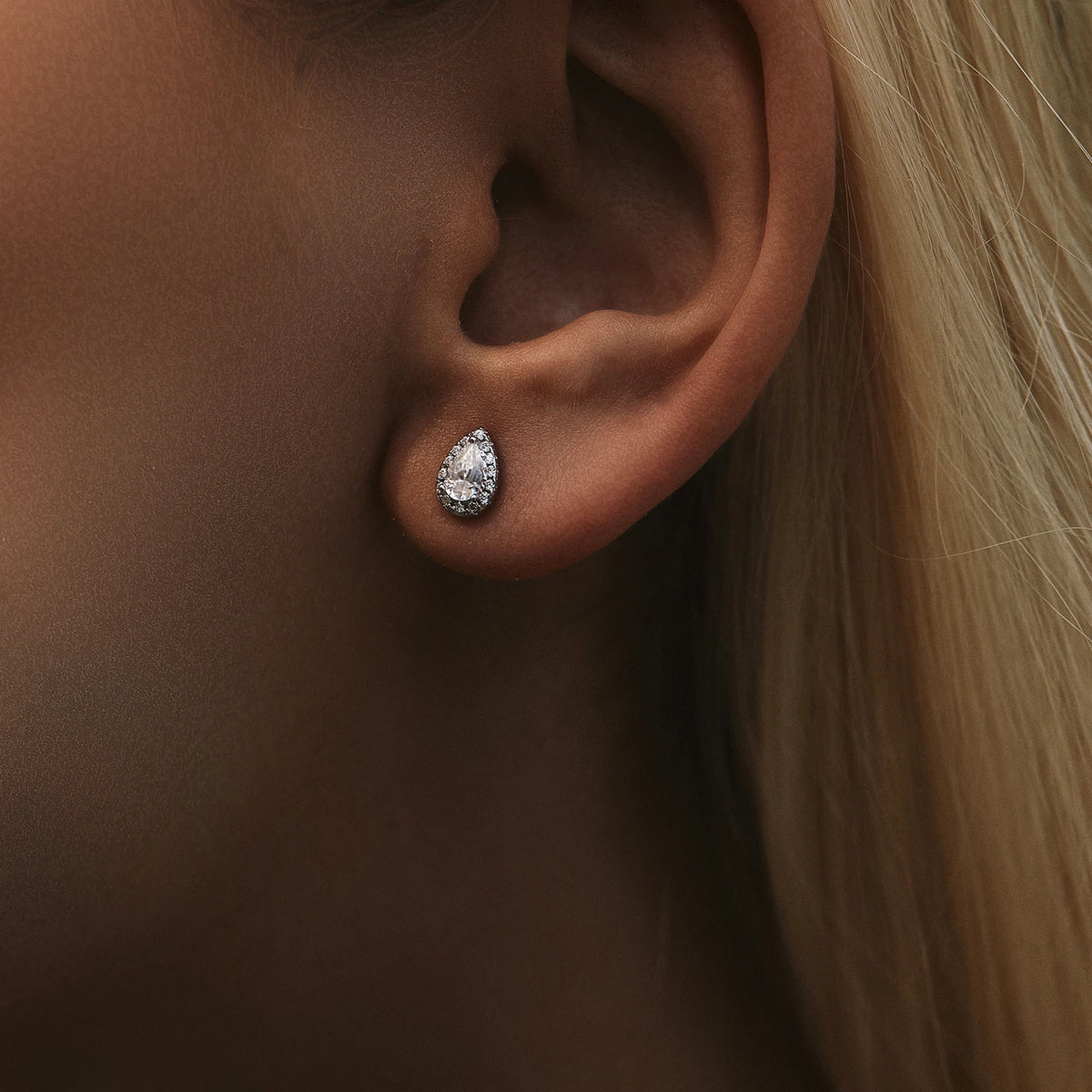 Brinco Ponto de Luz em Moissanite – Virena Purelle