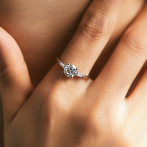 Anel Solitário em Moissanite - Virena Esméra